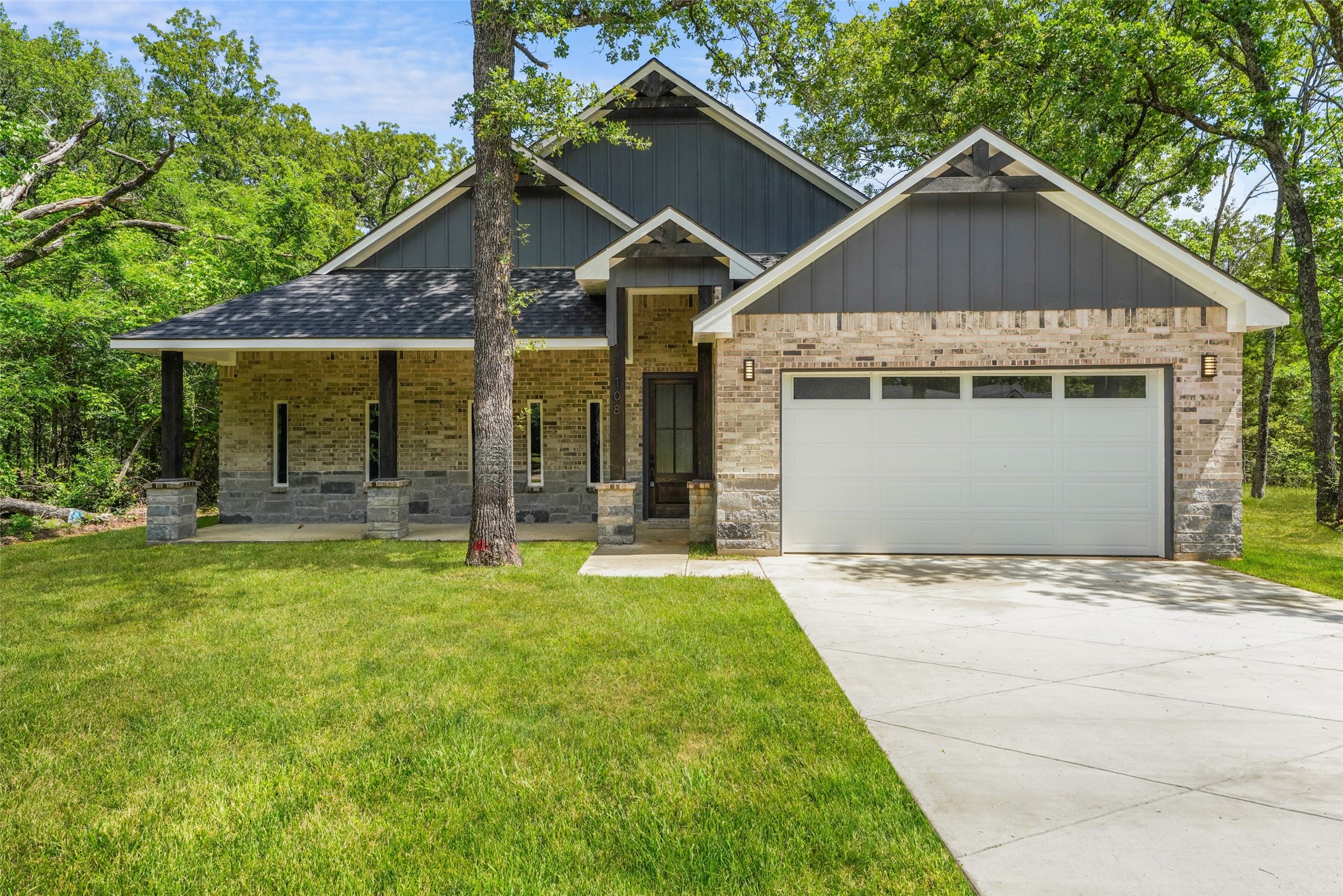 108 Parkside Drive Trinidad TX 75163