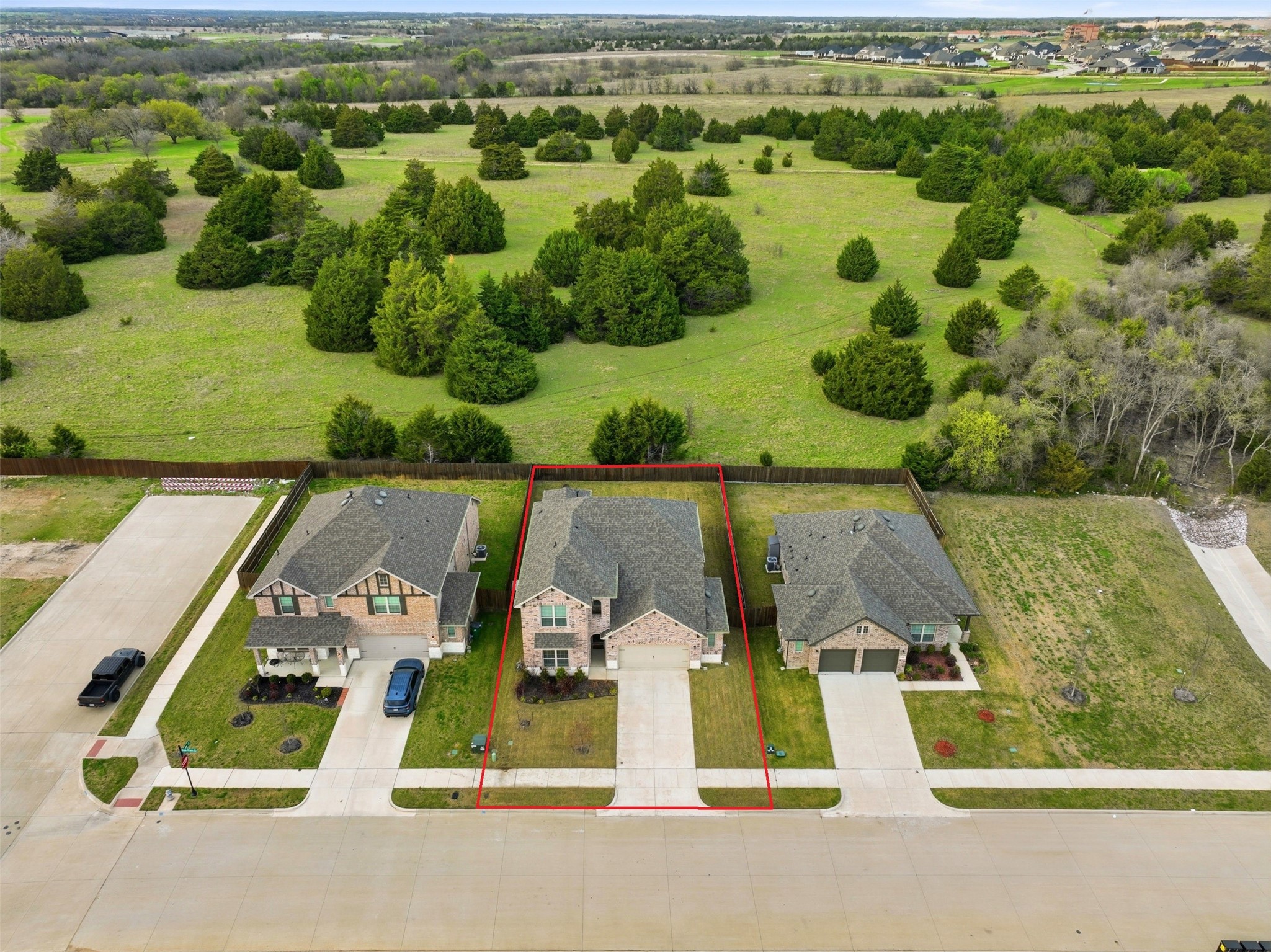 2352 High Plain Lane Waxahachie TX 75167