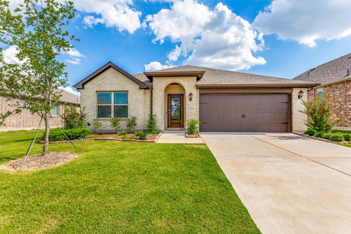 1920 Campground Way Aubrey TX 76227