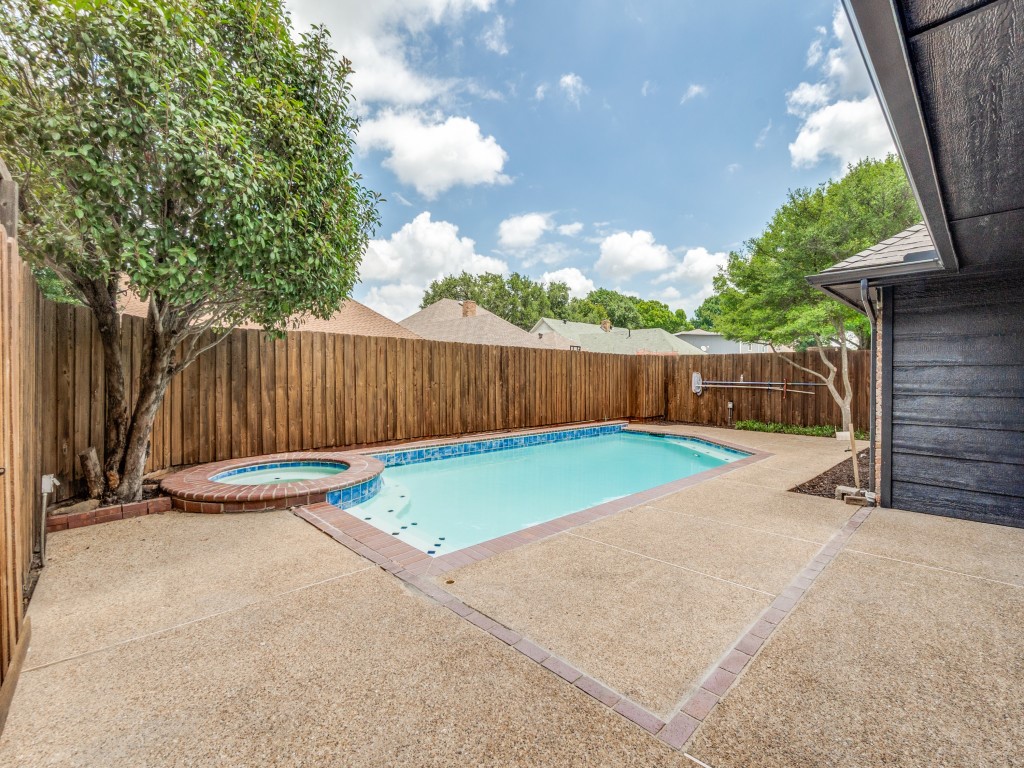 10105 Rita Road Dallas TX 75243