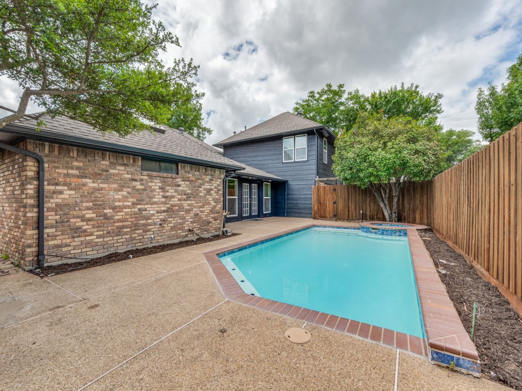 10105 Rita Road Dallas TX 75243