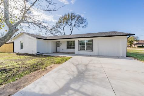 207 N Hickory Street Venus TX 76084
