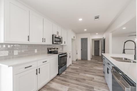 207 N Hickory Street Venus TX 76084