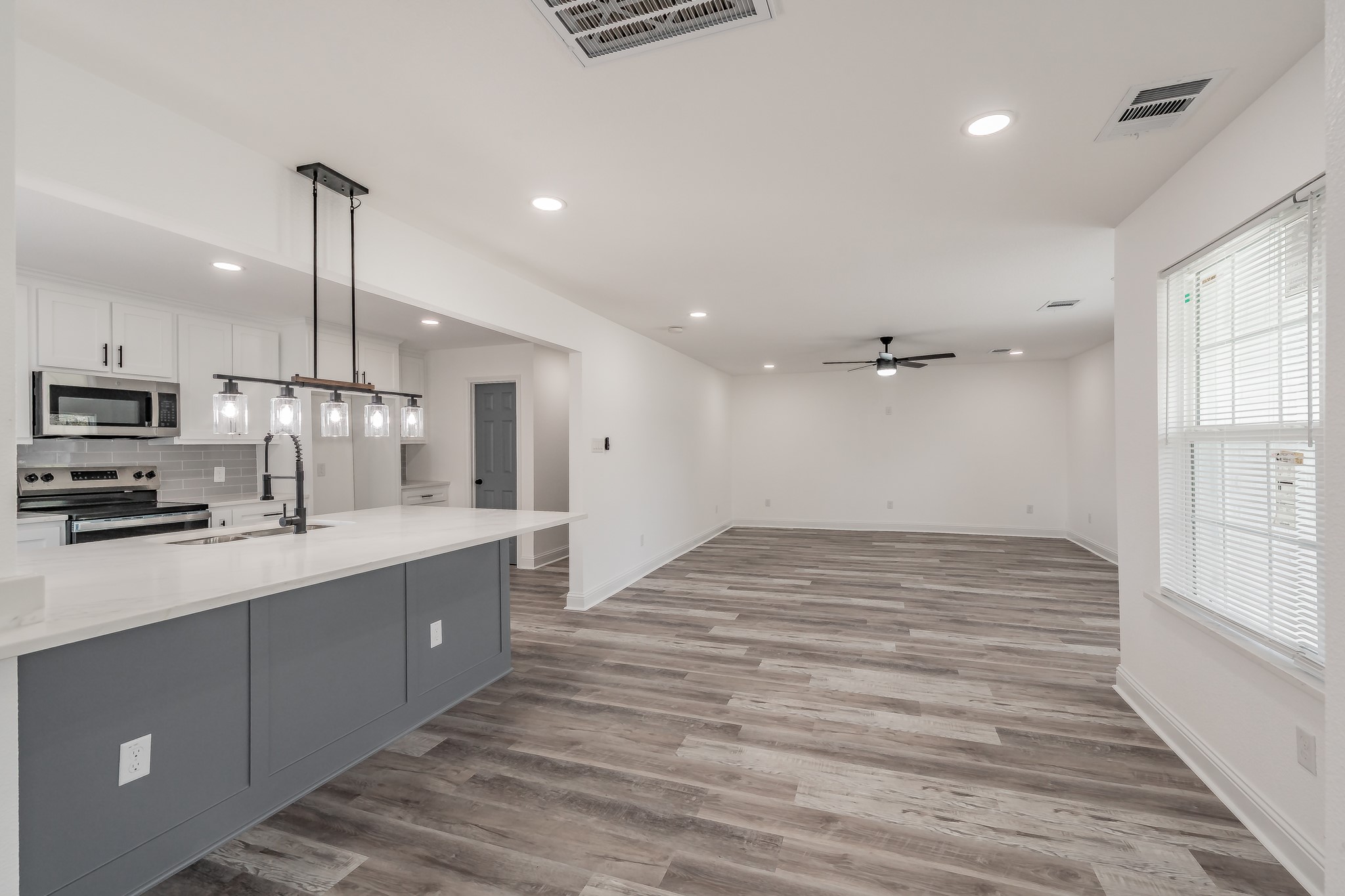 207 N Hickory Street Venus TX 76084