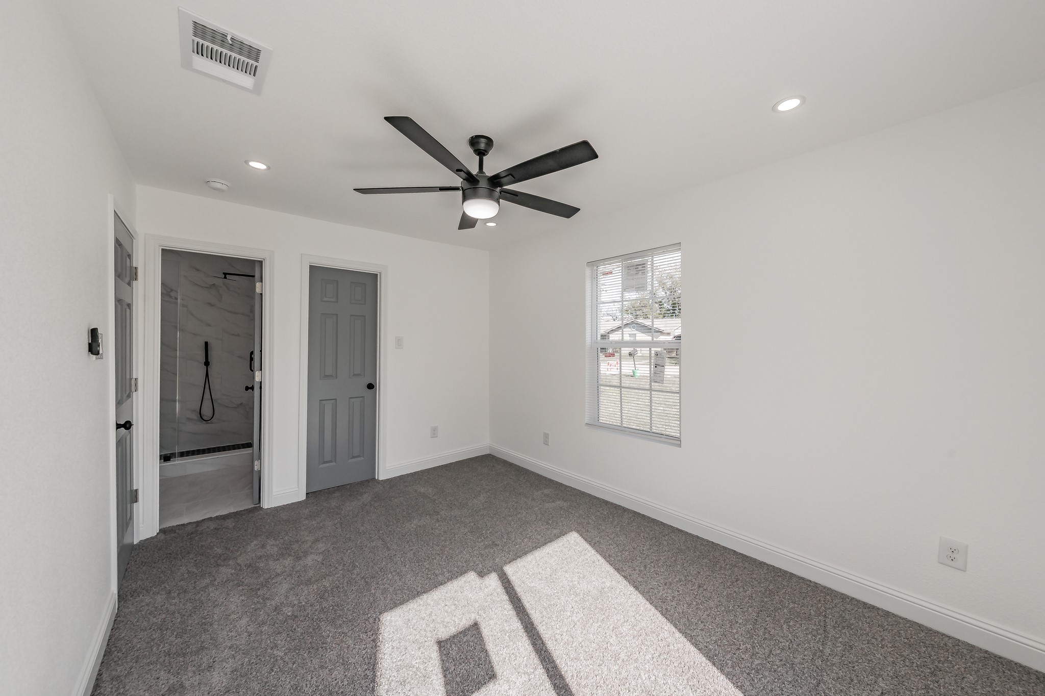 207 N Hickory Street Venus TX 76084