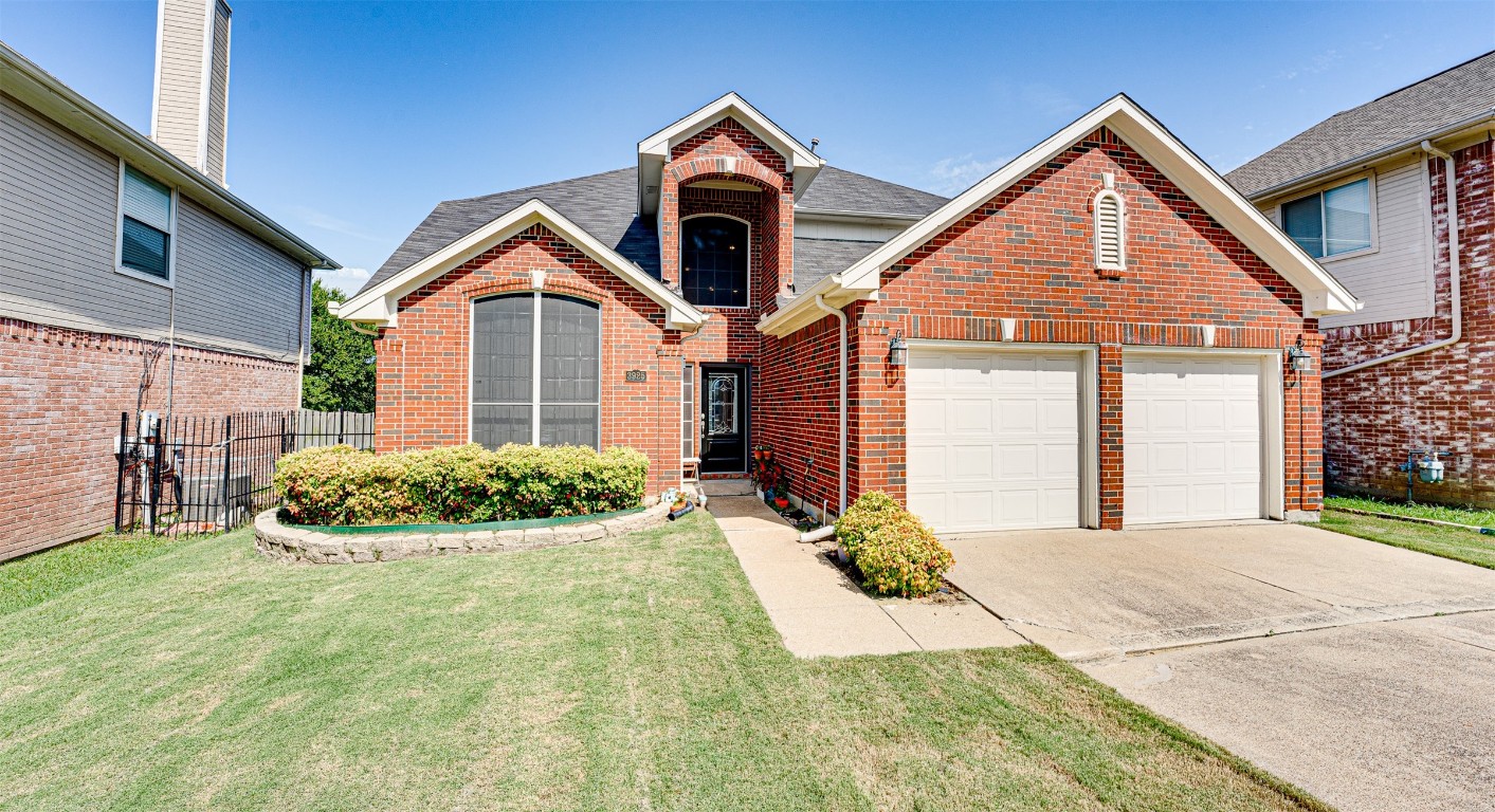 3925 Silver Meadow Lane Grand Prairie TX 75052