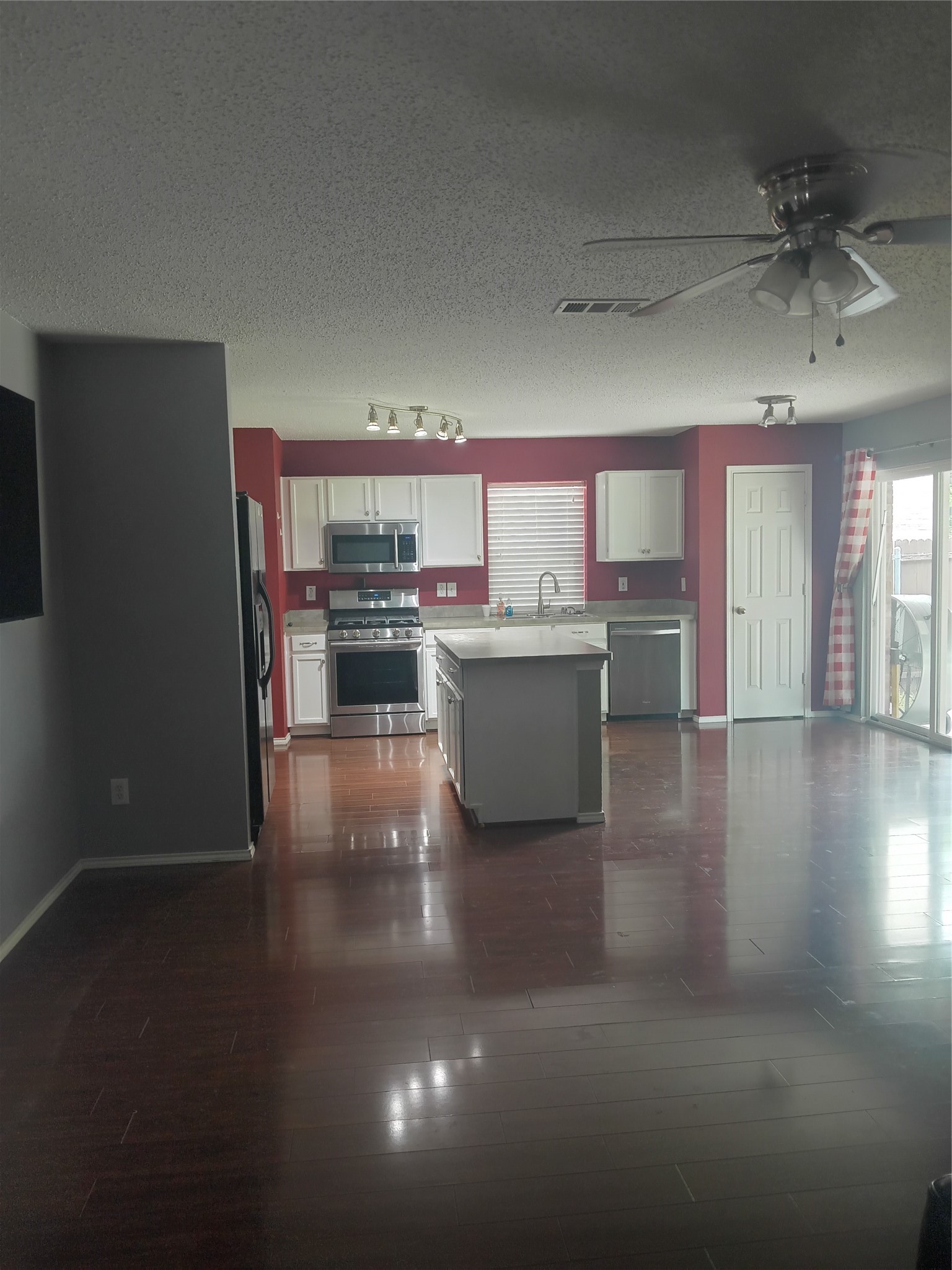 6732 Geyser Trail Watauga TX 76137