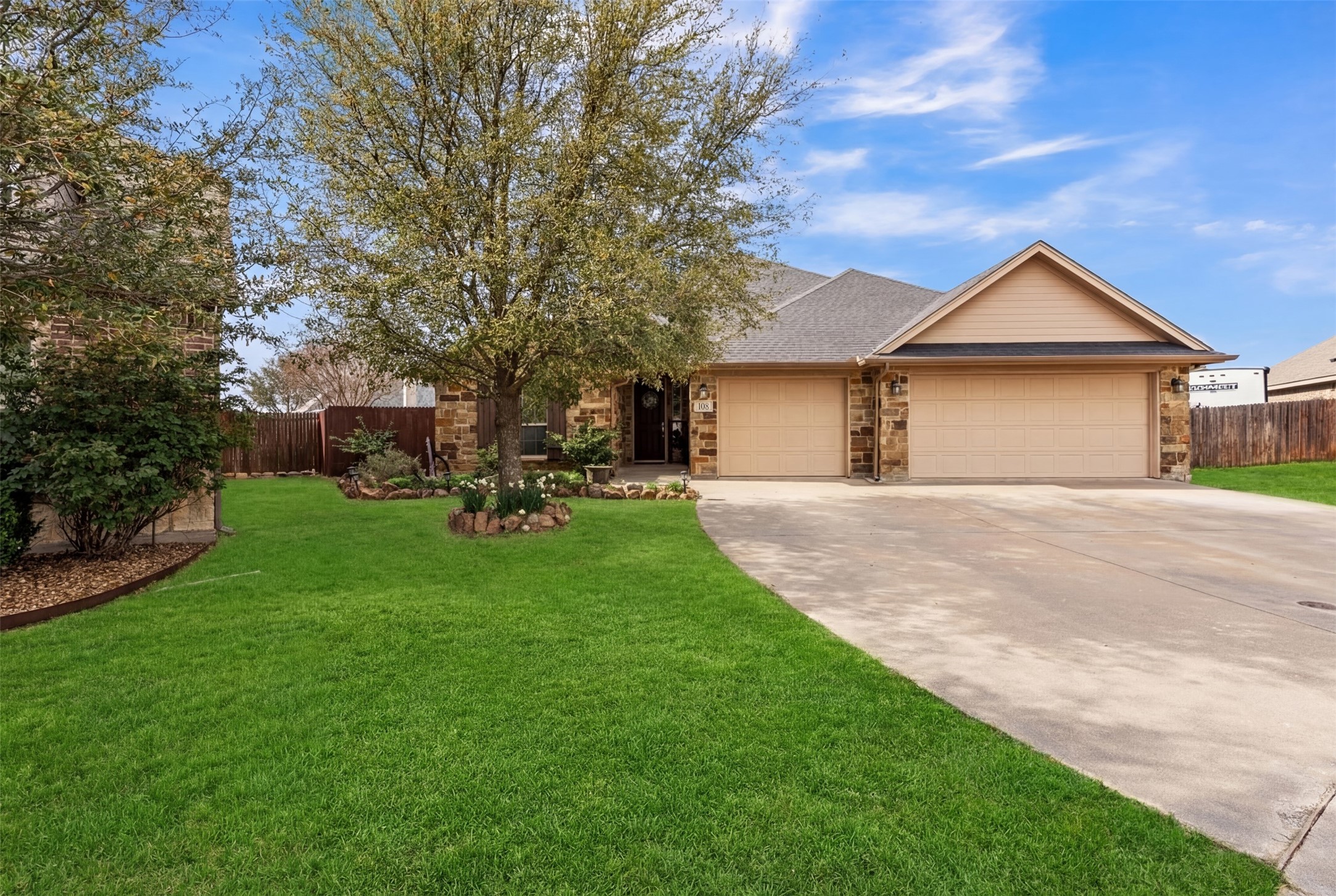 108 Lauren Court Joshua TX 76058