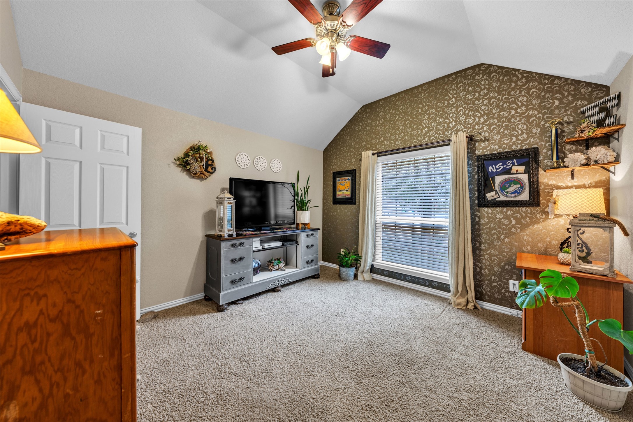 108 Lauren Court Joshua TX 76058