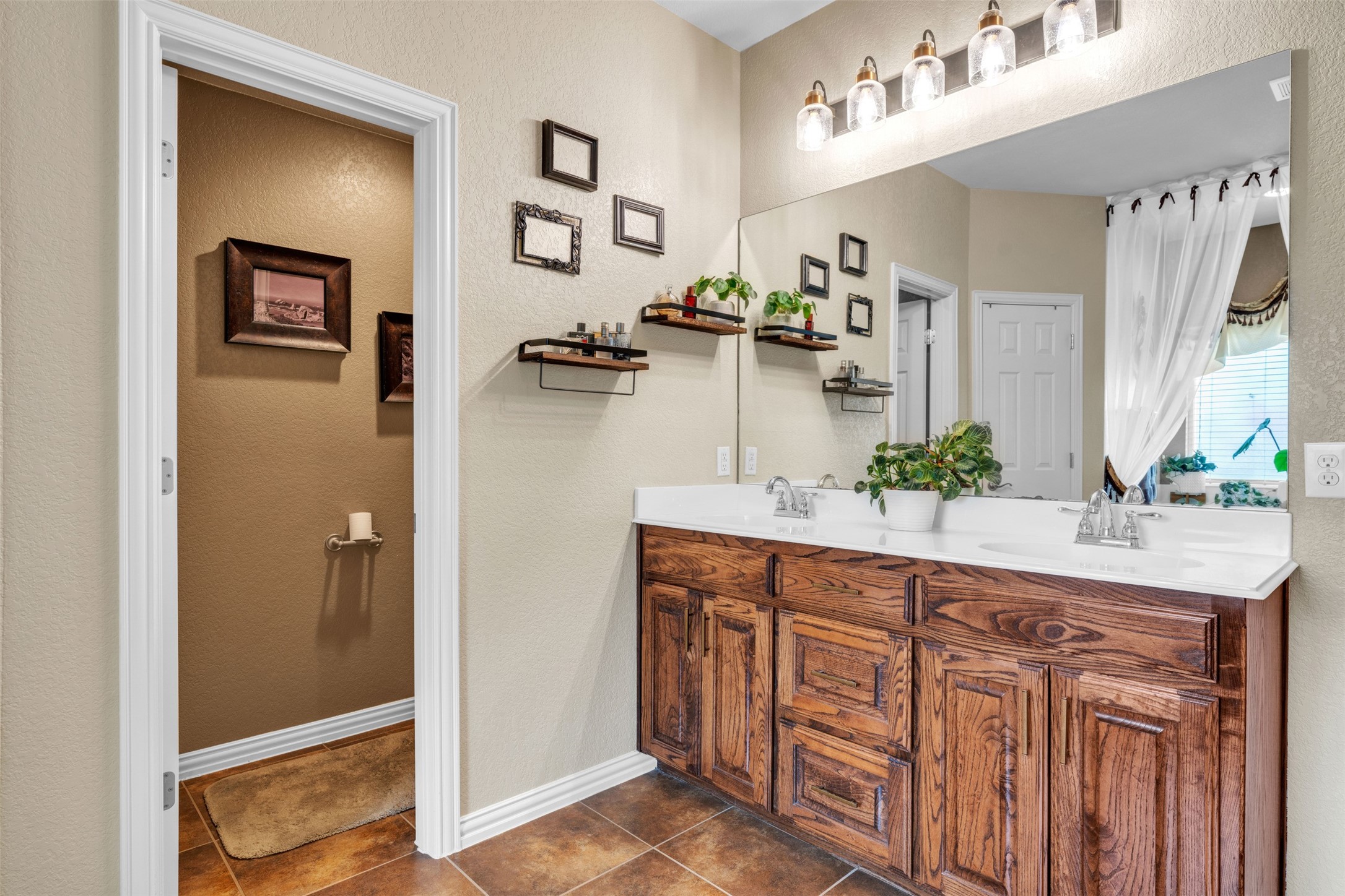108 Lauren Court Joshua TX 76058