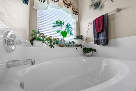 108 Lauren Court Joshua TX 76058