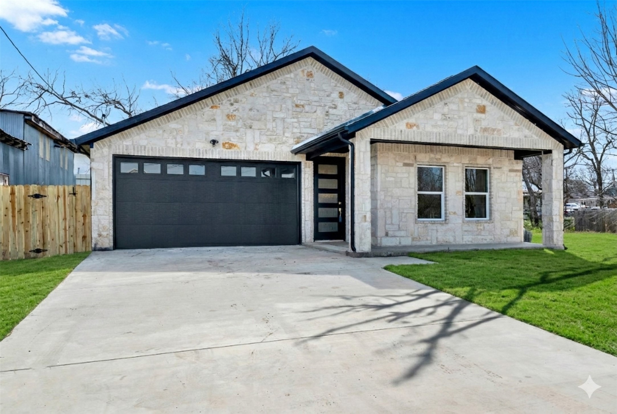 2821 Morse Street Greenville TX 75401