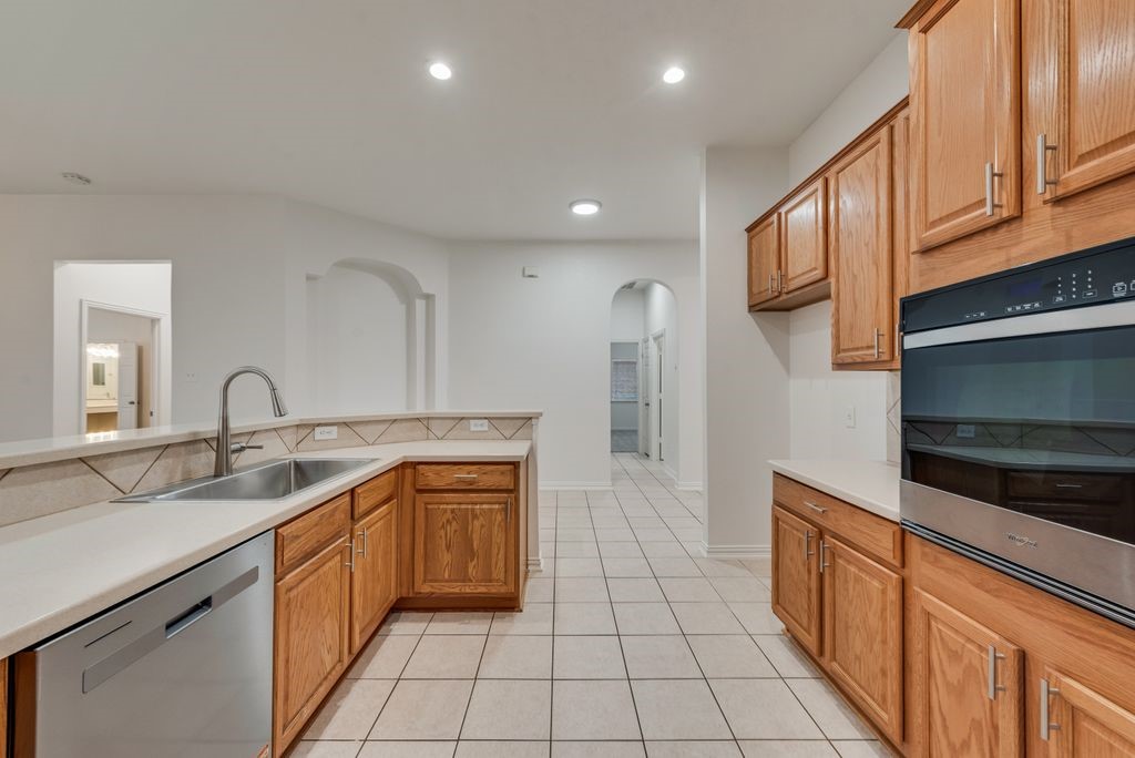 10441 Stoneside Trail Fort Worth TX 76244