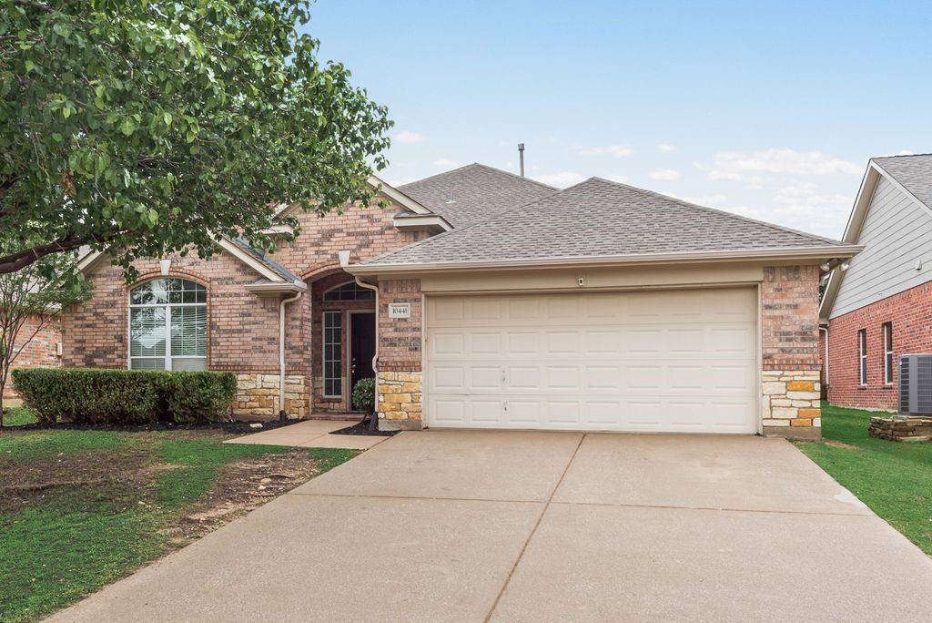 10441 Stoneside Trail Fort Worth TX 76244