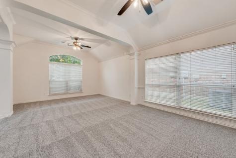 10441 Stoneside Trail Fort Worth TX 76244