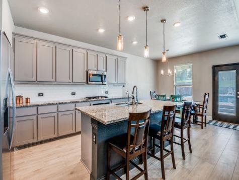 1232 Rushmore Drive Burleson TX 76028