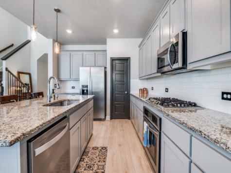 1232 Rushmore Drive Burleson TX 76028