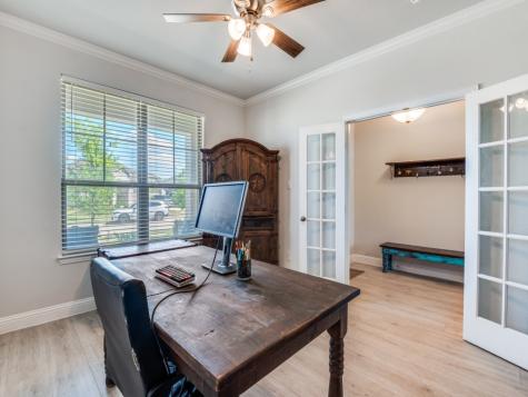 1232 Rushmore Drive Burleson TX 76028