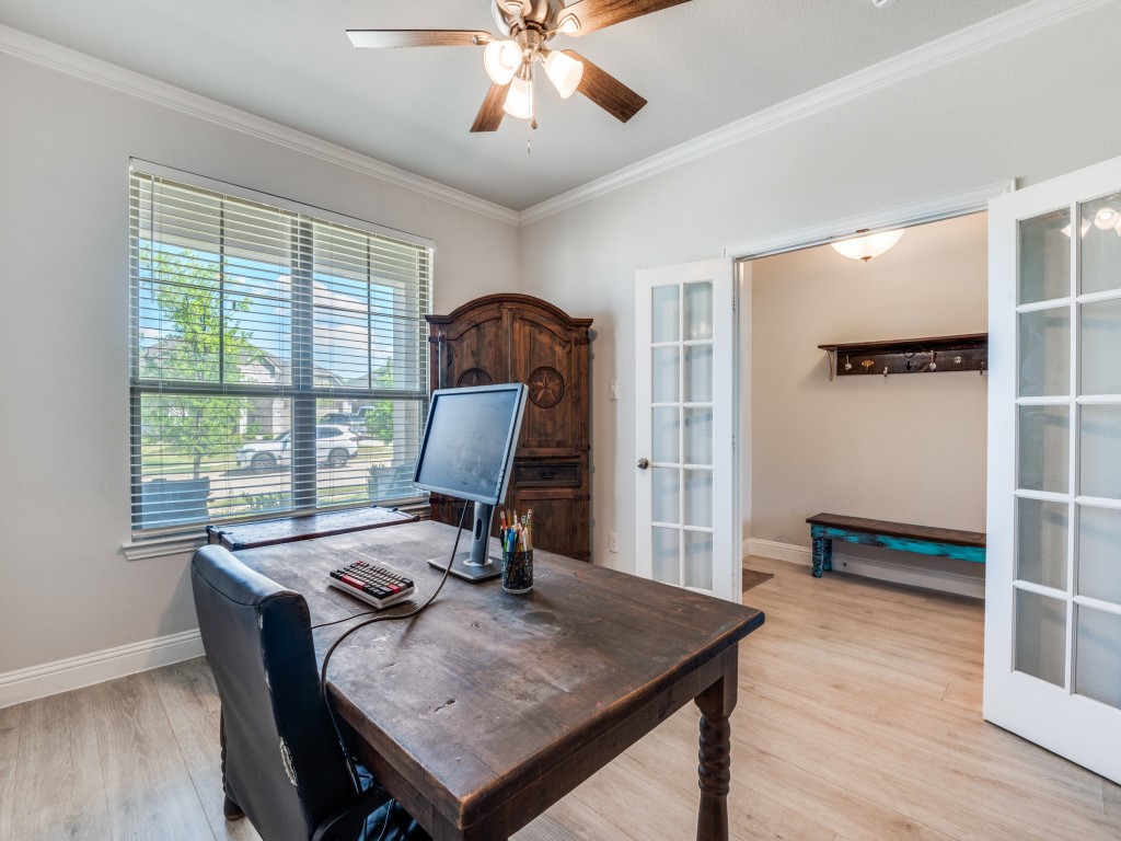 1232 Rushmore Drive Burleson TX 76028