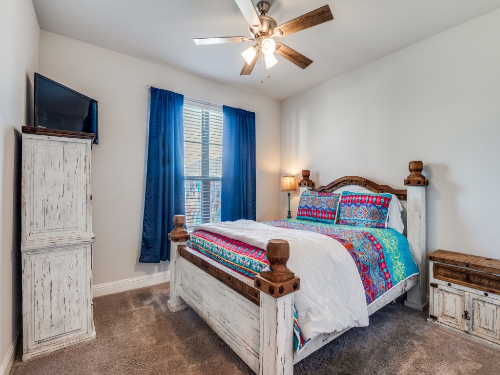 1232 Rushmore Drive Burleson TX 76028