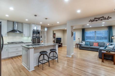 2536 Dorrington Drive Dallas TX 75228