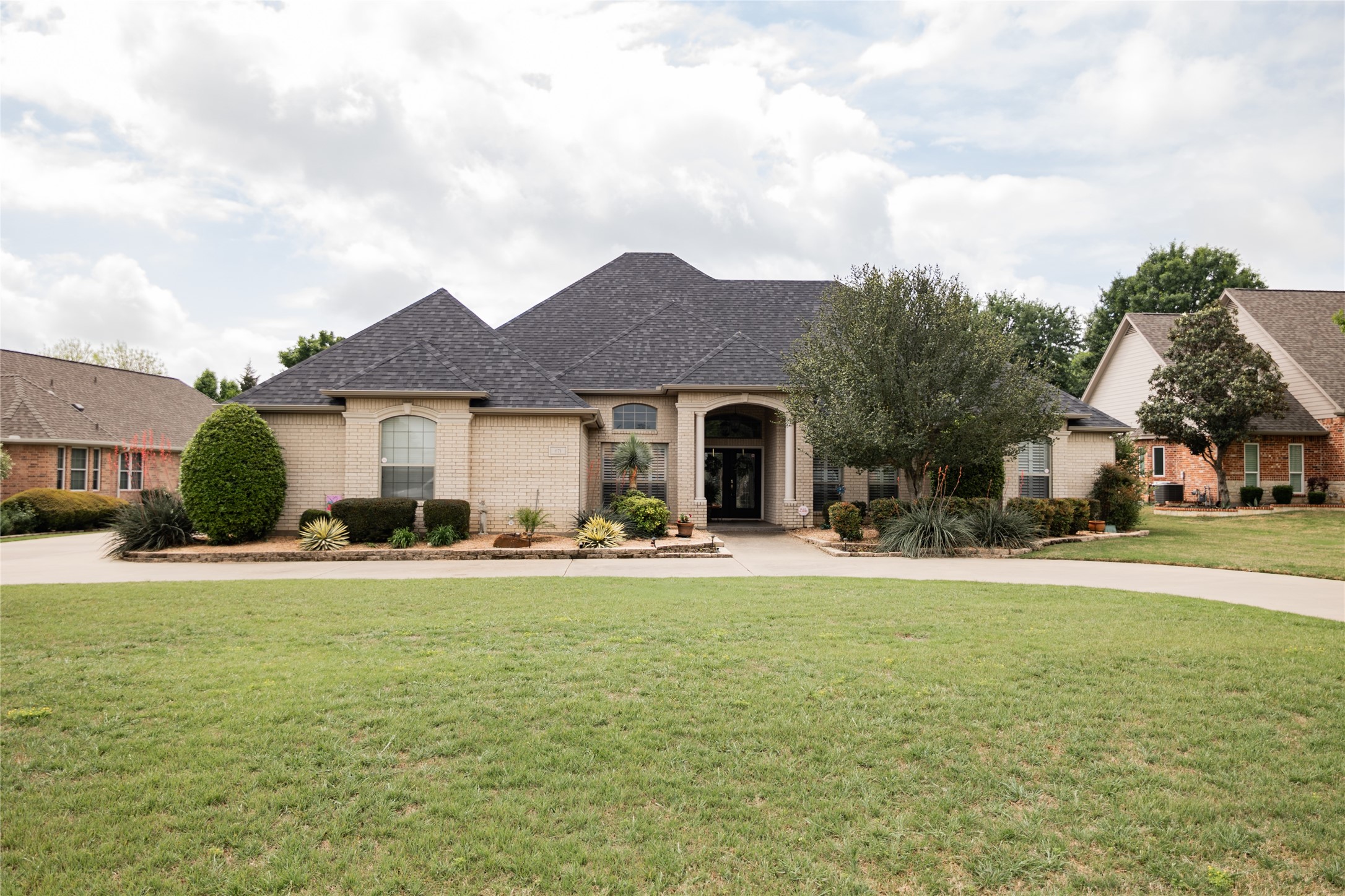 671 Brookglen Court Waxahachie TX 75165