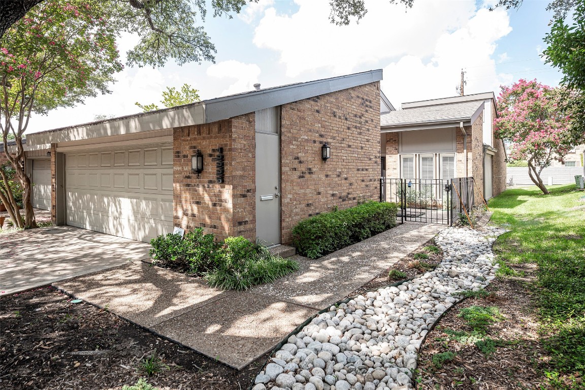 12225 Montego Plaza Dallas TX 75230