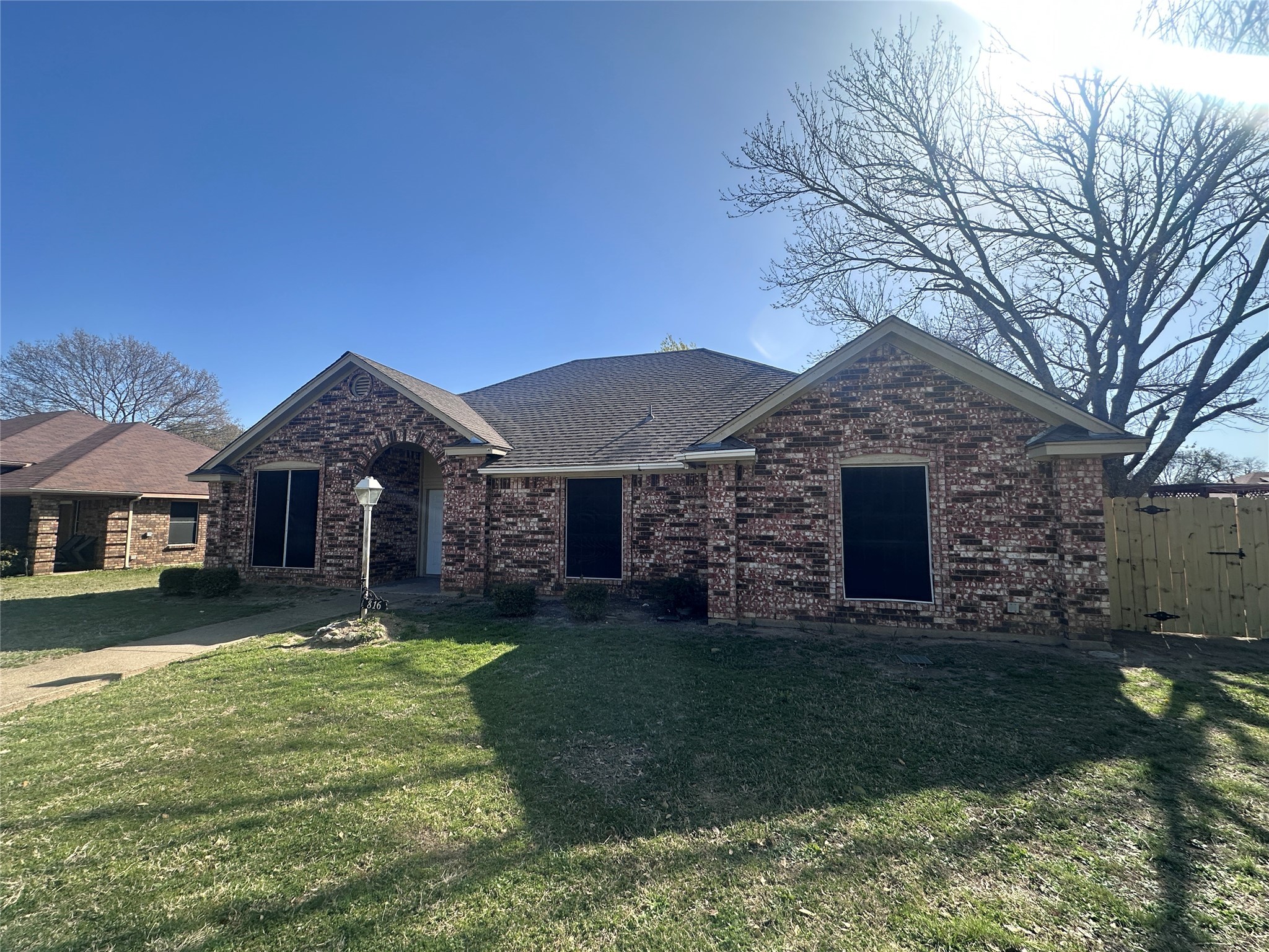 816 Desoto Drive Desoto TX 75115