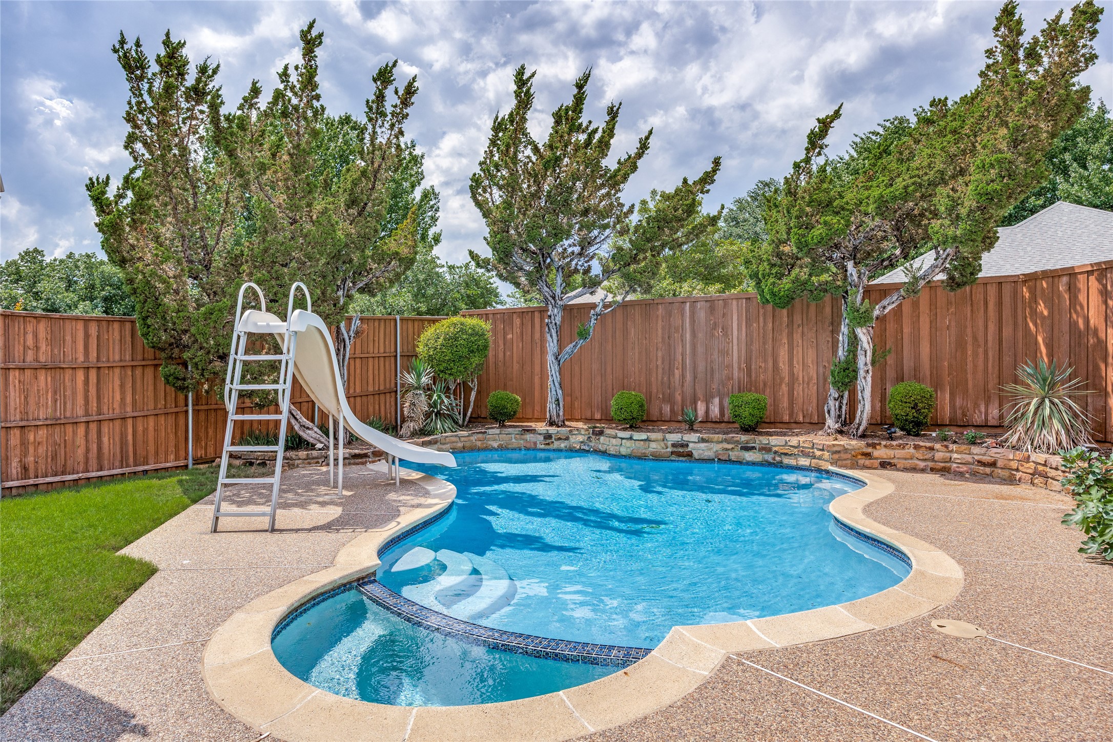 746 E Bethel School Road Coppell TX 75019