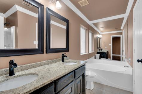 1006 Darren Drive Burleson TX 76028