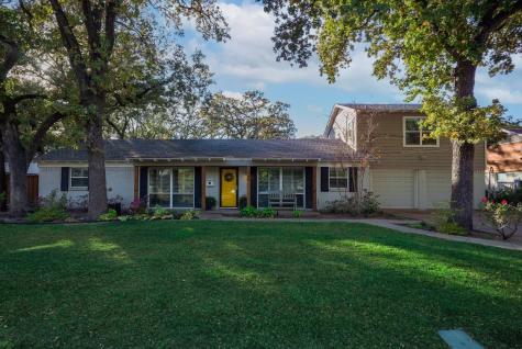 1743 Sunnybrook Drive Irving TX 75061