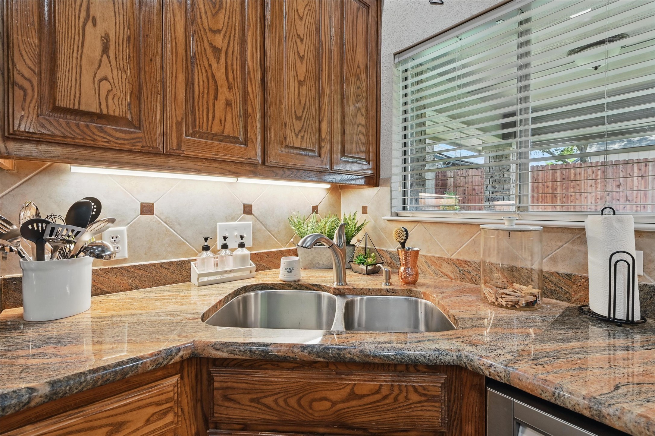 931 White Marlin Drive Burleson TX 76028