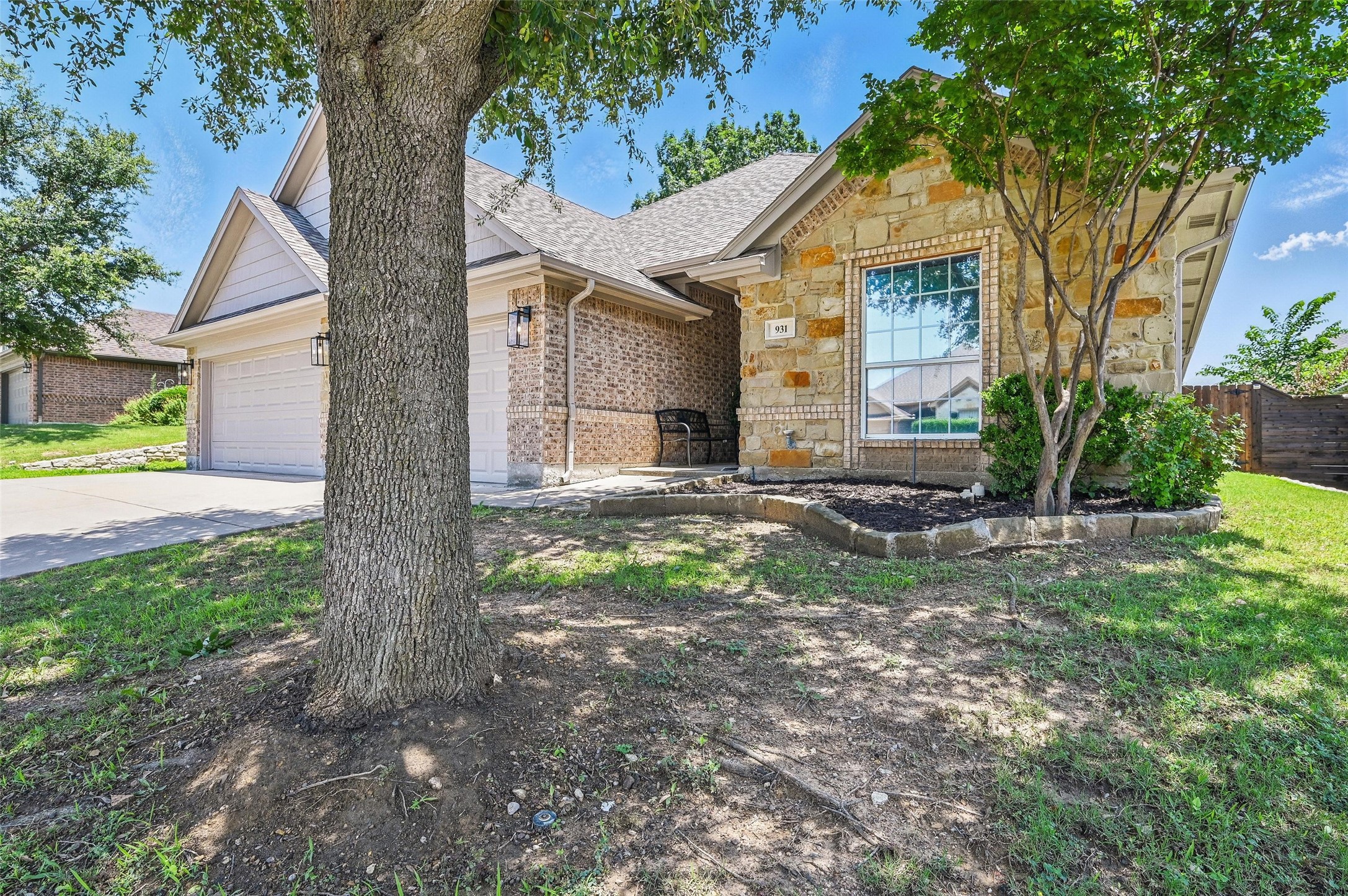 931 White Marlin Drive Burleson TX 76028