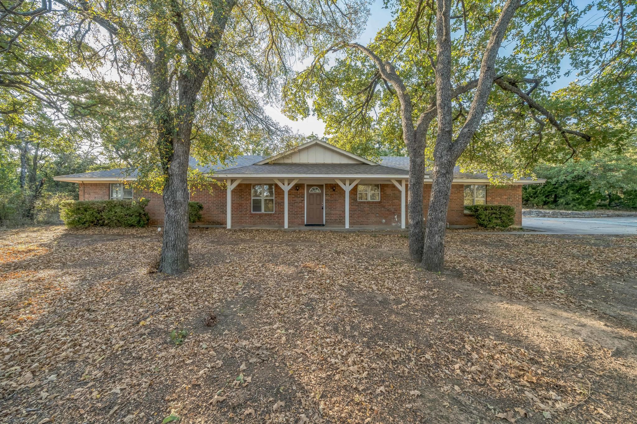 834 Gail Drive Weatherford TX 76085