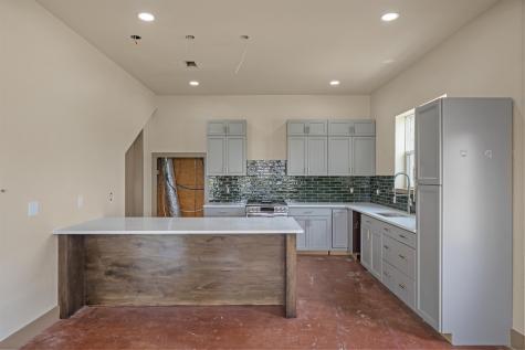 412 Vz County Road 1413 Van TX 75790