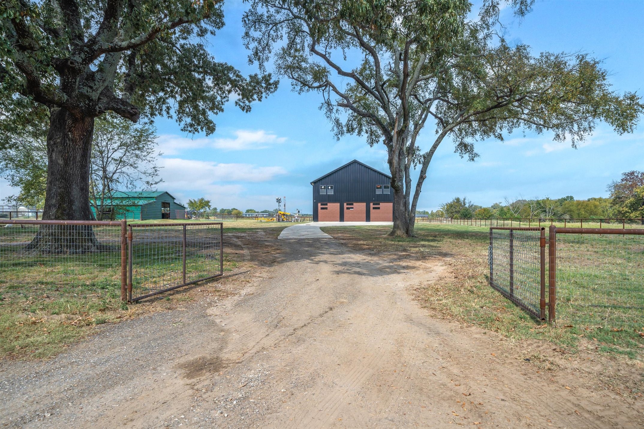 412 Vz County Road 1413 Van TX 75790