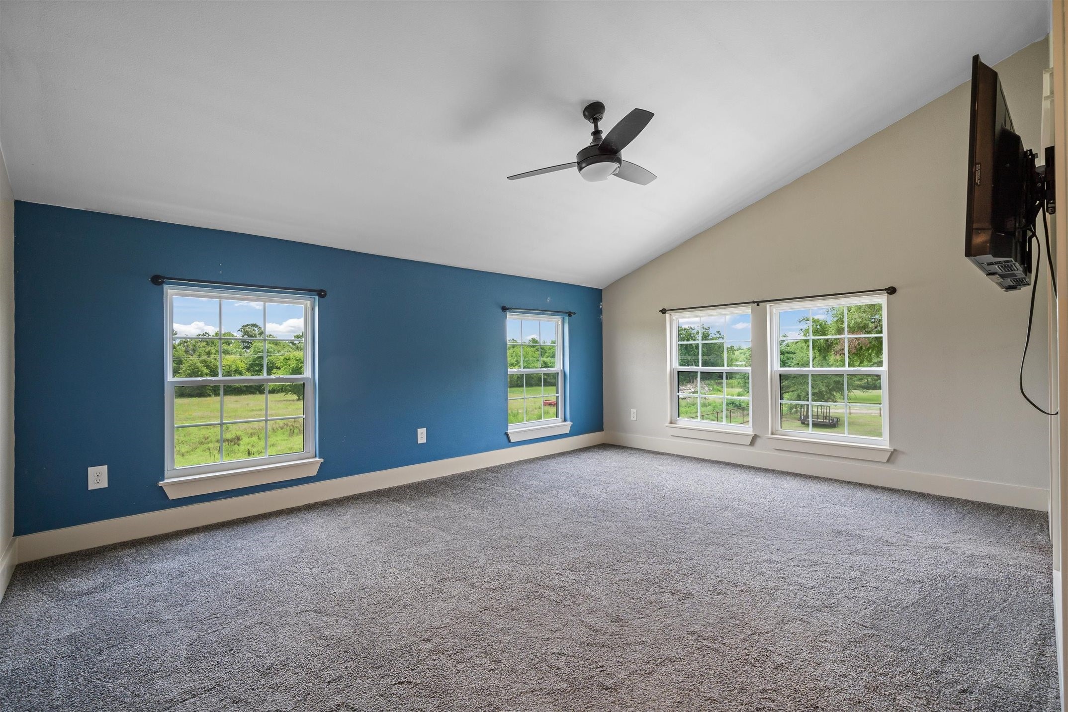412 Vz County Road 1413 Van TX 75790