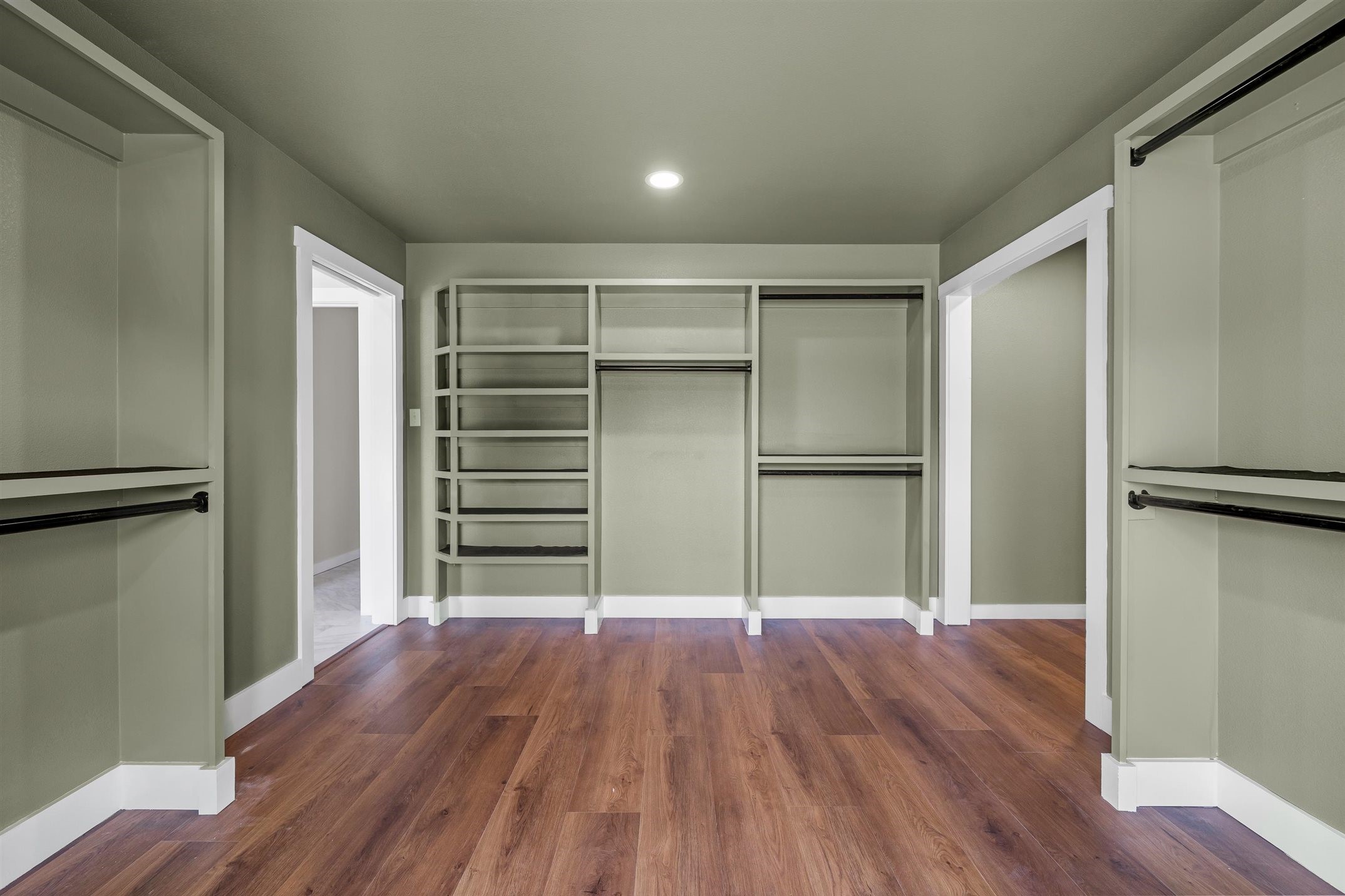 412 Vz County Road 1413 Van TX 75790