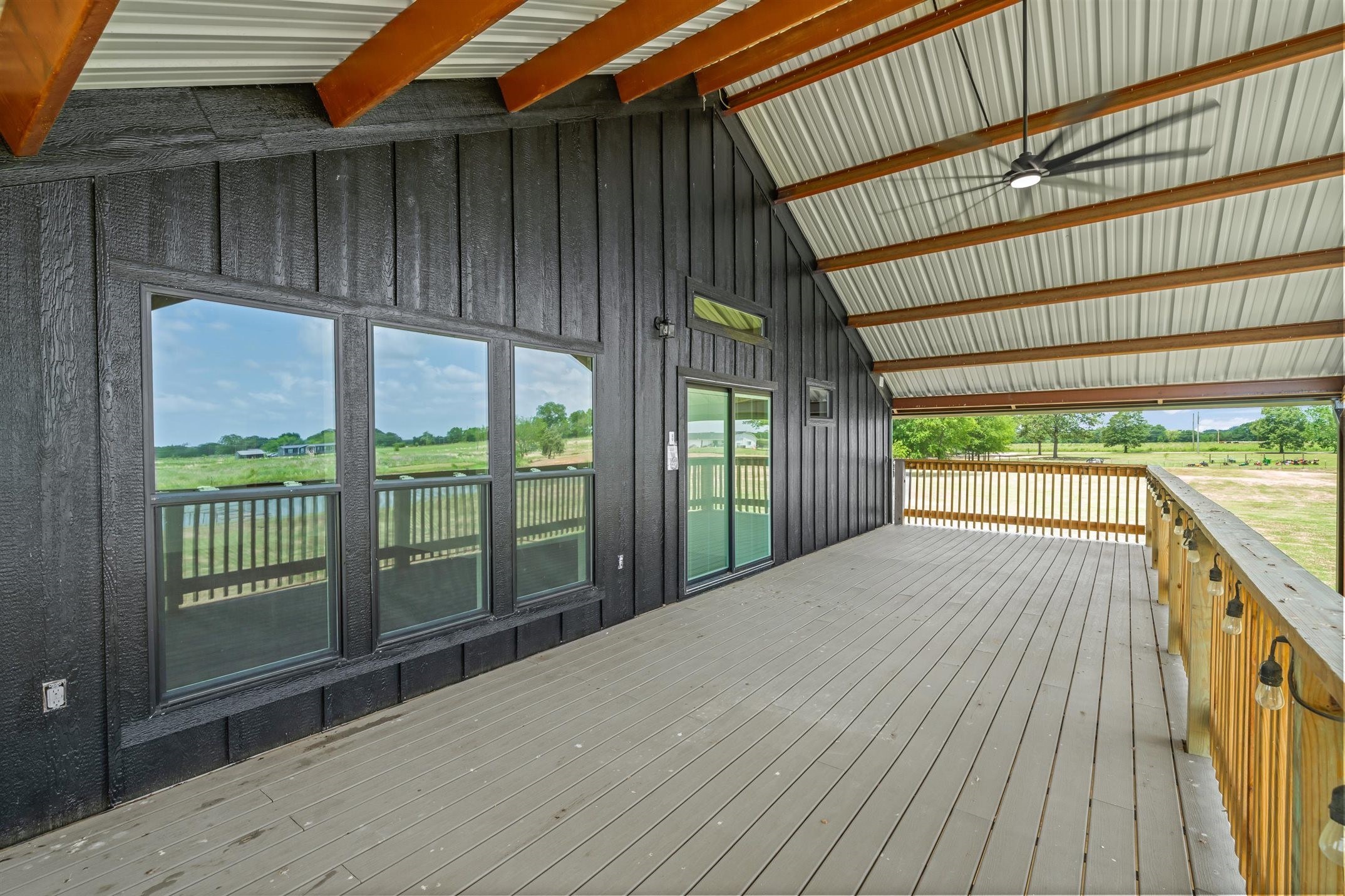 412 Vz County Road 1413 Van TX 75790