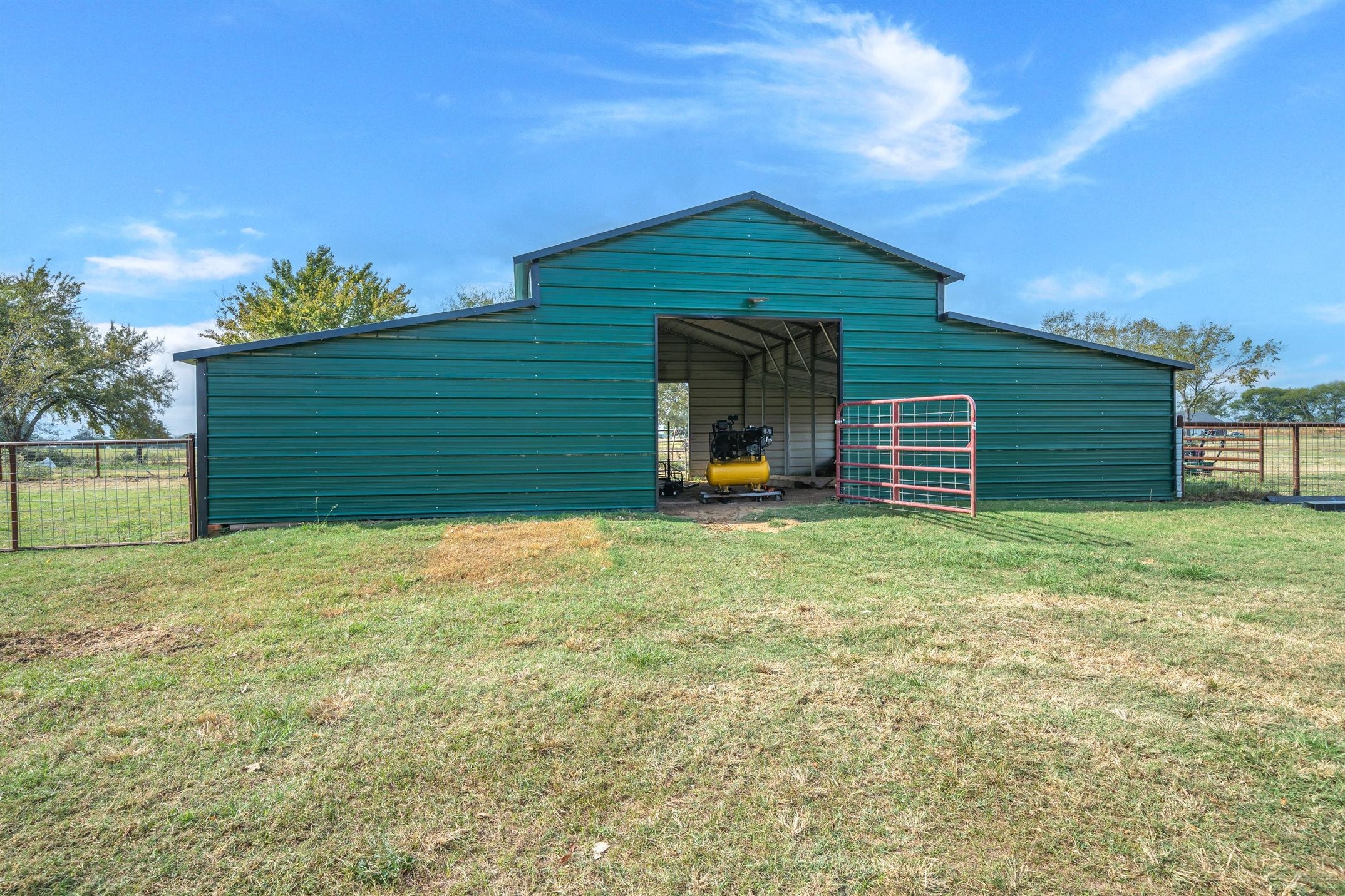 412 Vz County Road 1413 Van TX 75790