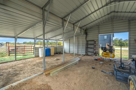 412 Vz County Road 1413 Van TX 75790