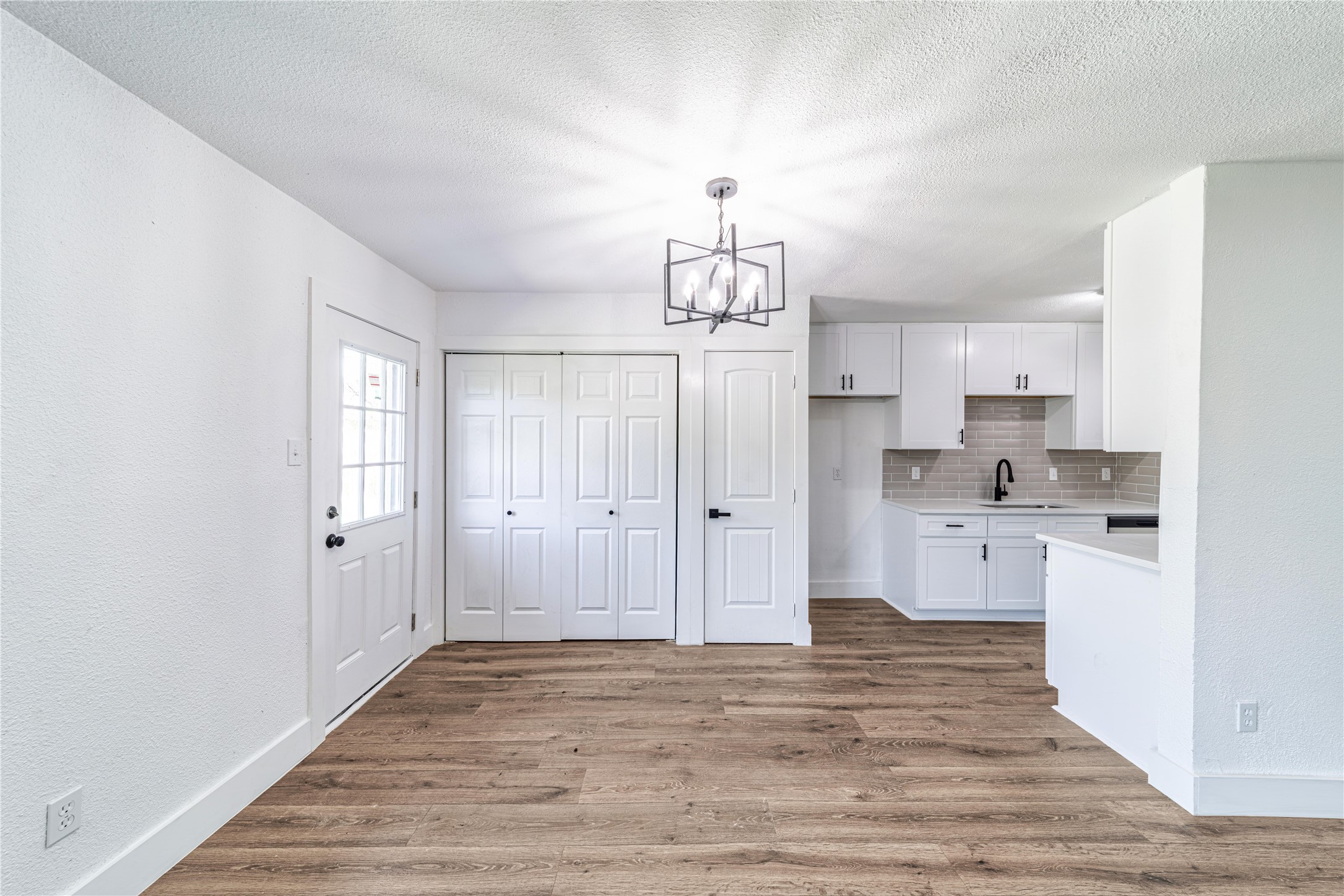 1704 Novel Circle Garland TX 75040