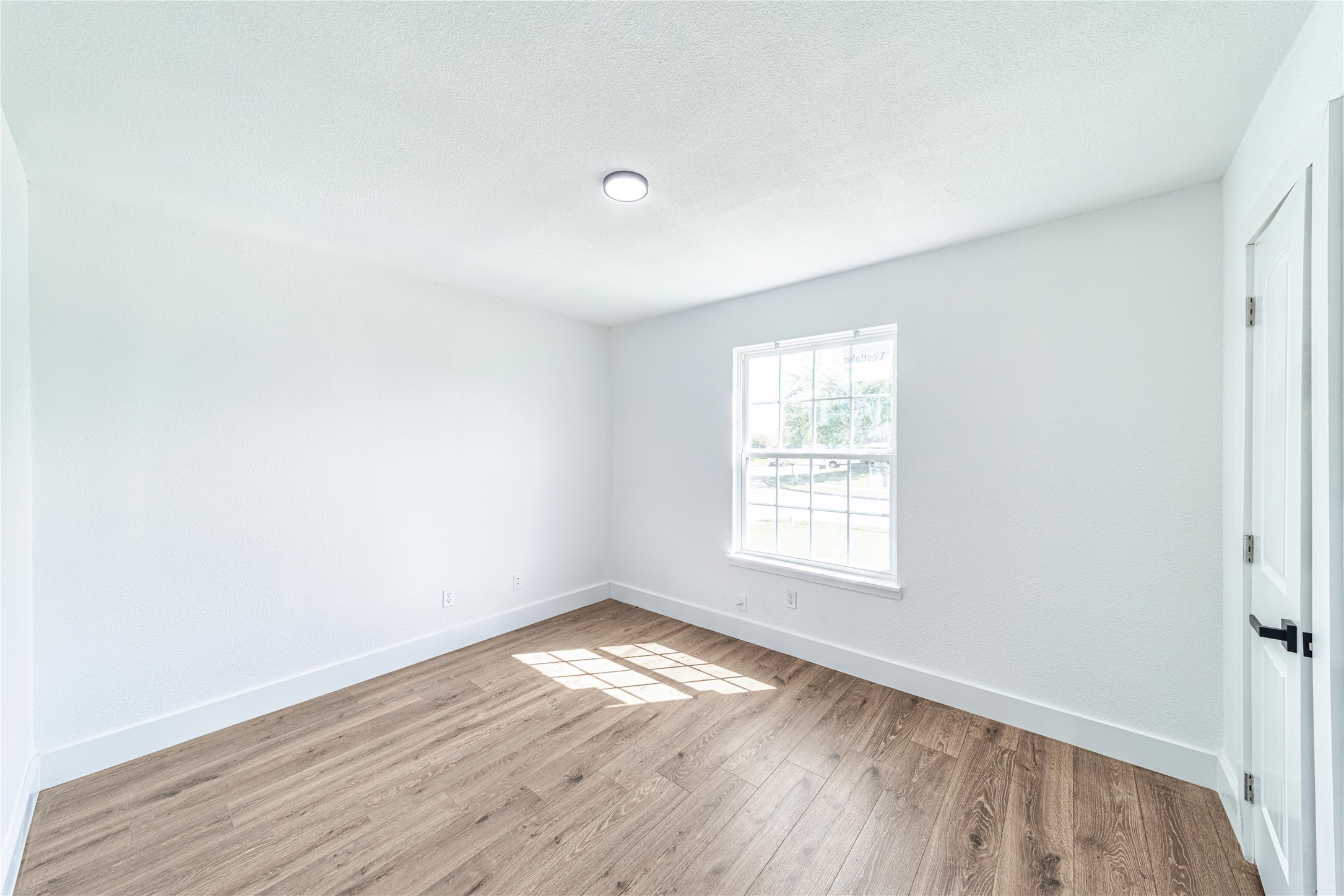 1704 Novel Circle Garland TX 75040