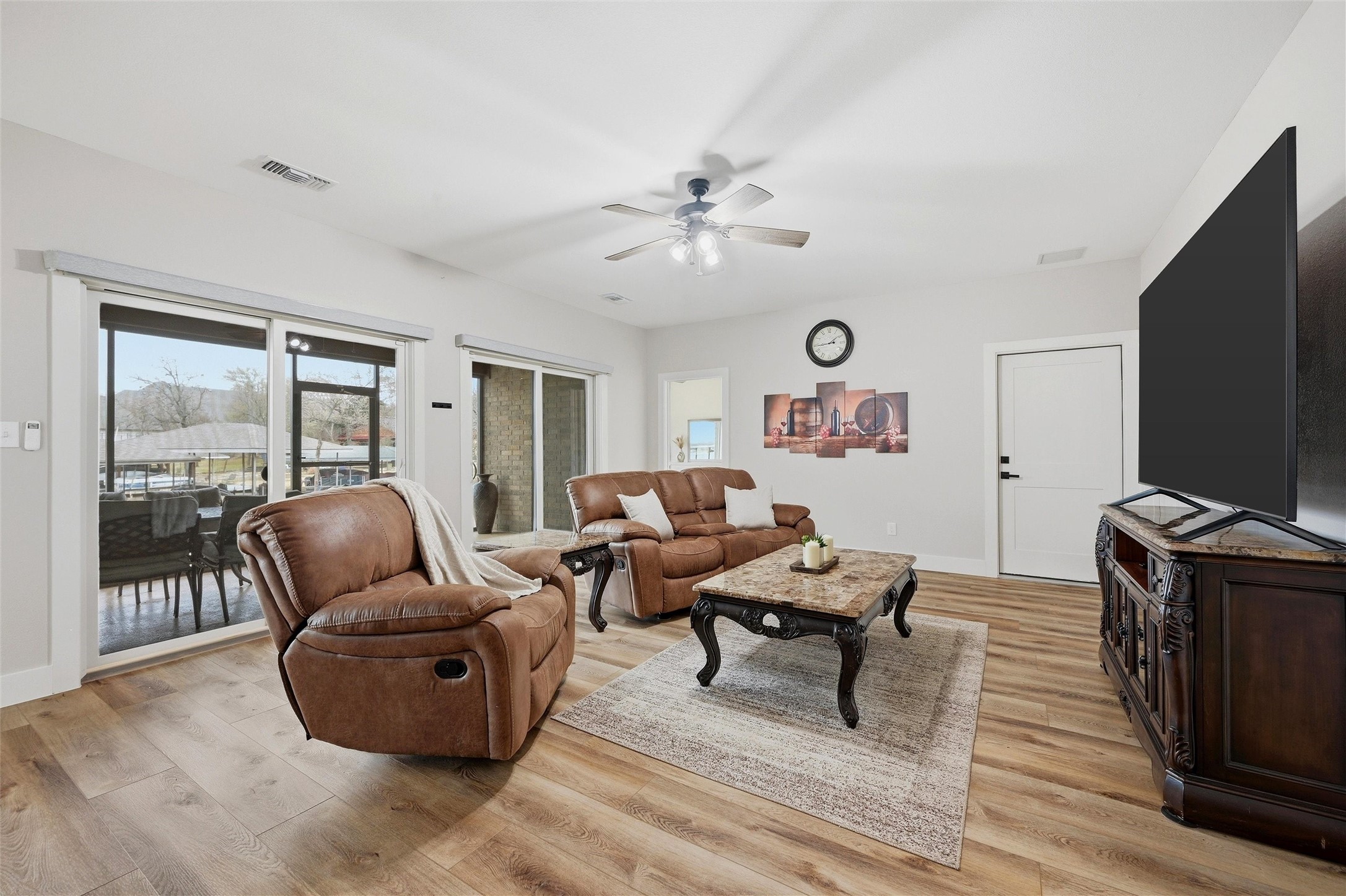 101 Manito Cove Lake Kiowa TX 76240