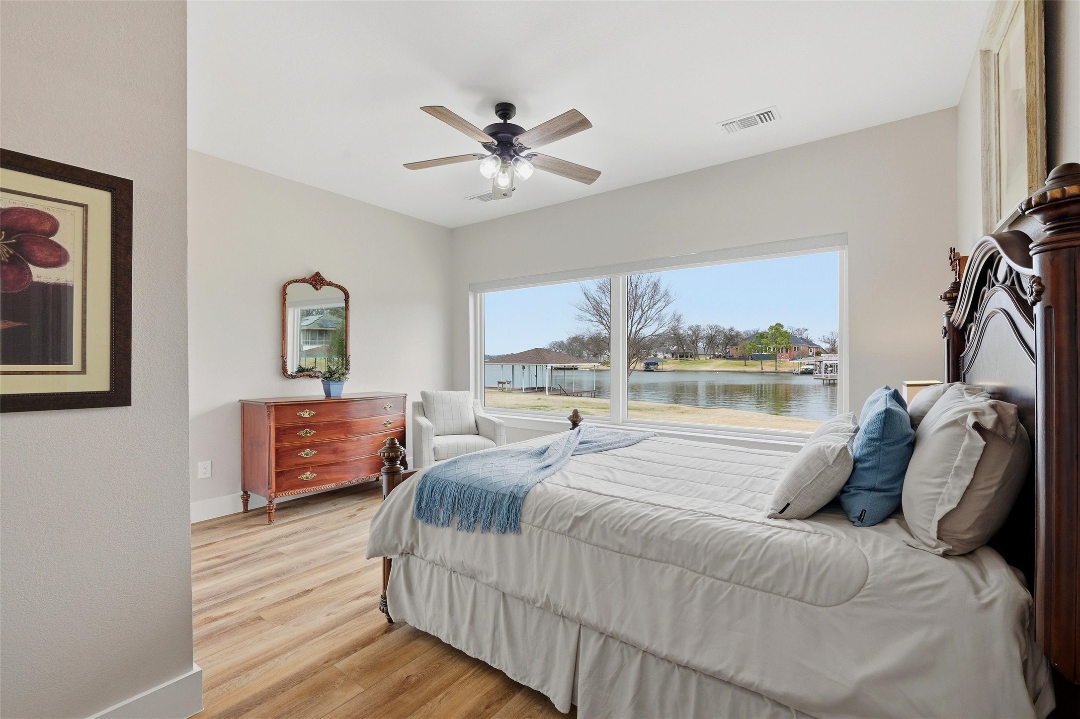 101 Manito Cove Lake Kiowa TX 76240