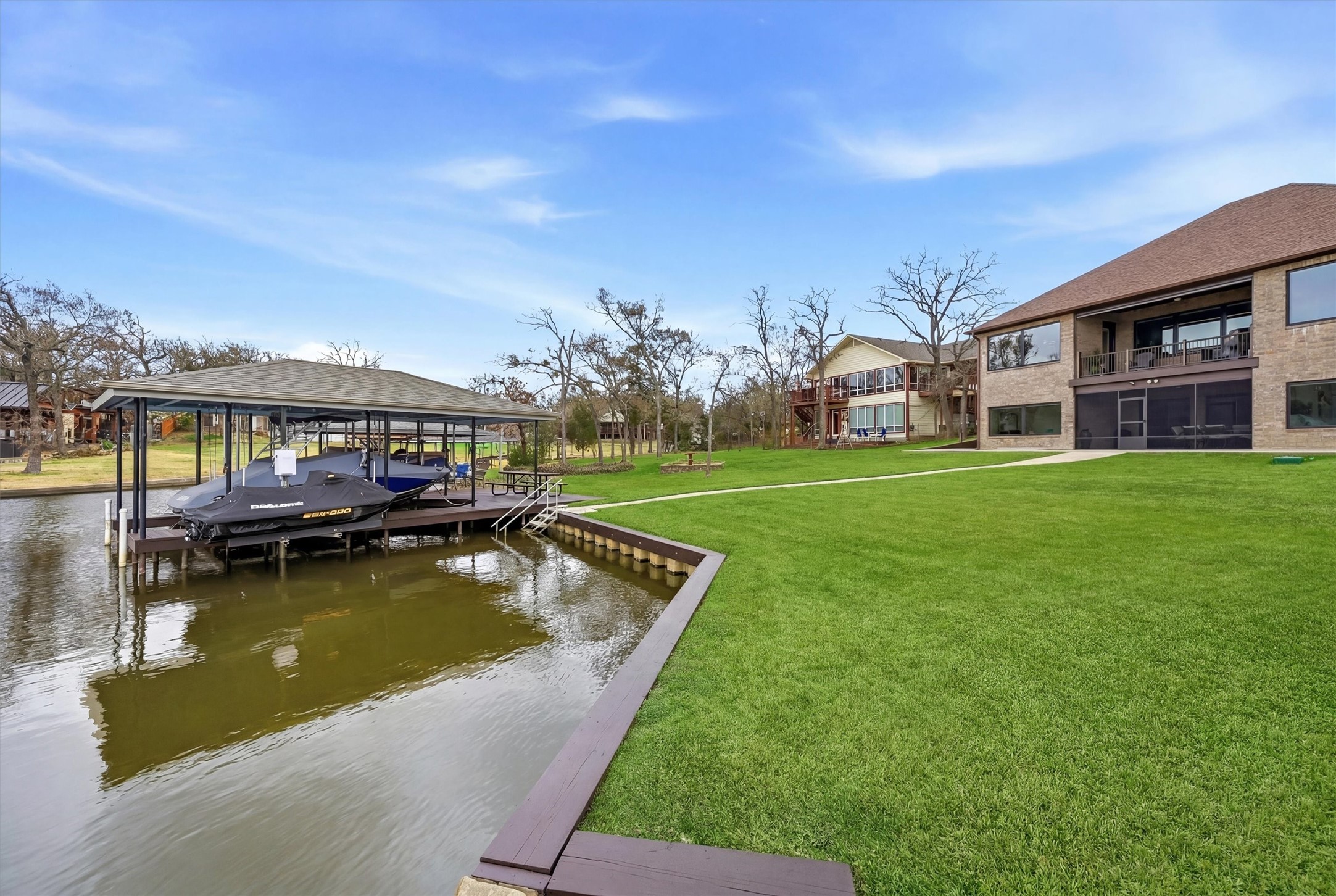 101 Manito Cove Lake Kiowa TX 76240