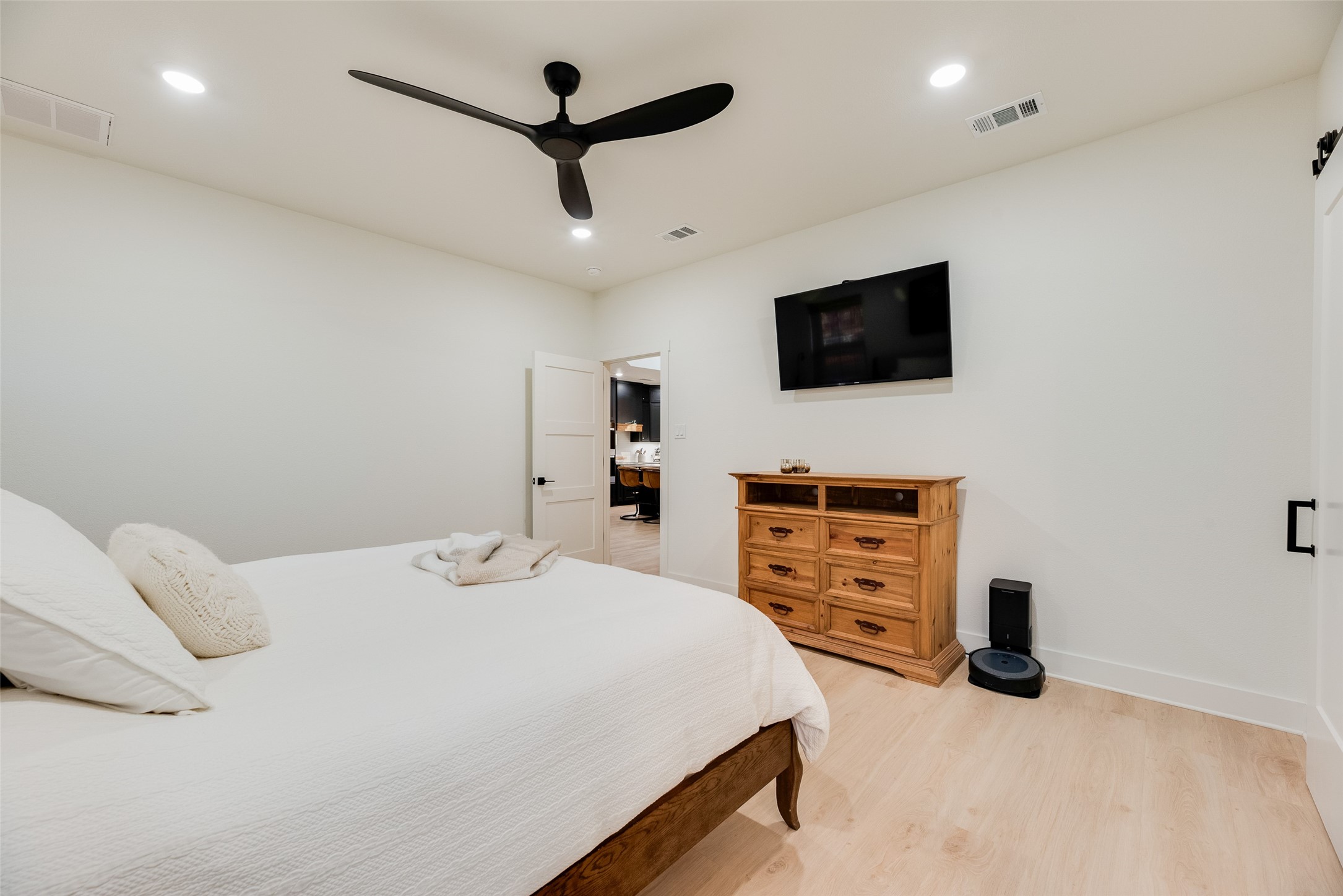 900 Vz County Road 3609 Edgewood TX 75117