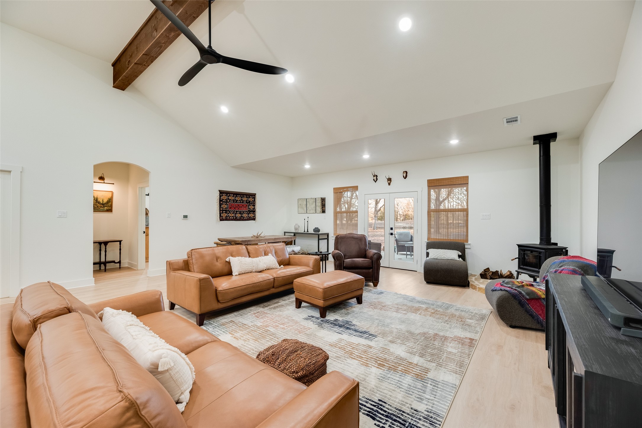 900 Vz County Road 3609 Edgewood TX 75117