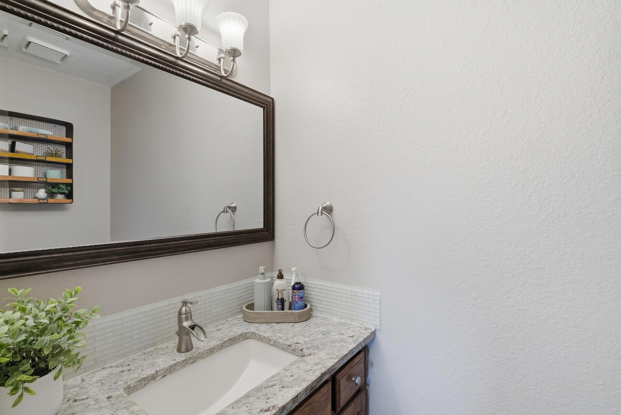 1936 Spinnaker Lane Azle TX 76020