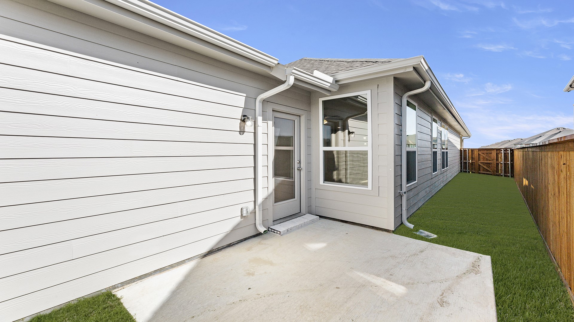 2017 Bayfront Drive Royse City TX 75189